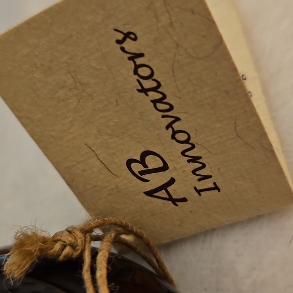 AB INNOVATORS Artisan Brown Star Cut-out Bangle Bracelet - Picture 6 of 8